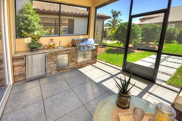 How can you enjoy your house yard after building a Summer Kitchen from Fornodio