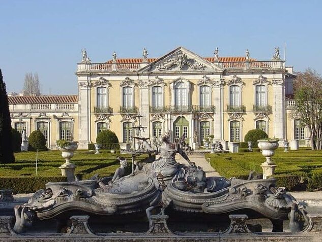 Baroque style - the beginnings of a refinement -filled design
